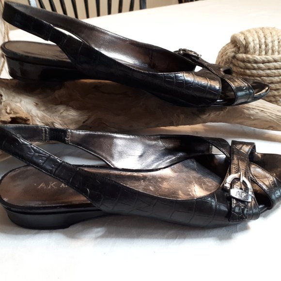 Anne Klein Black Reptile Embossed Sling Back - Picture 4 of 11